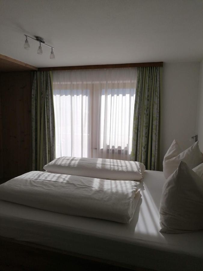 Haus Bergkranz Bed and Breakfast Lermoos Εξωτερικό φωτογραφία